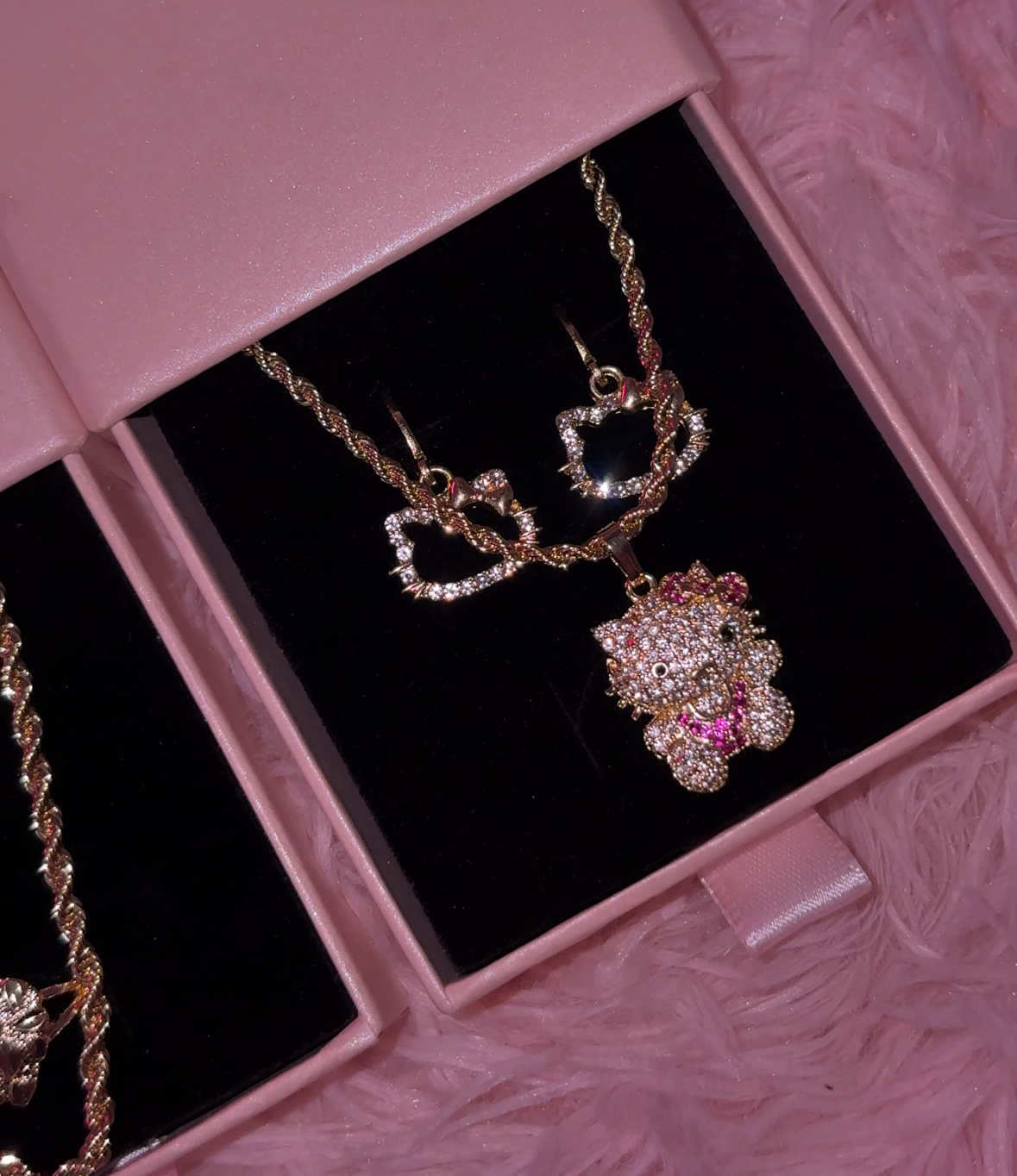 Waving HK 2 Pc Set💖