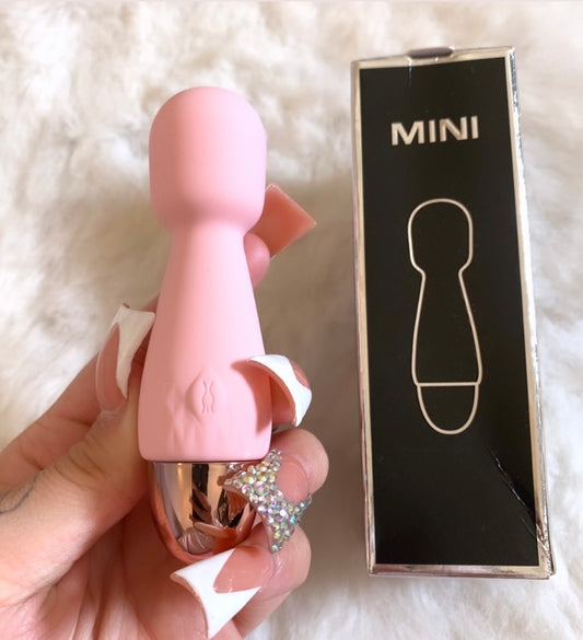 $25 POWERFUL vibrator💦